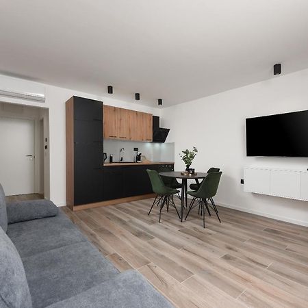 Aura Exclusive Apartment & Room 扎达尔 外观 照片