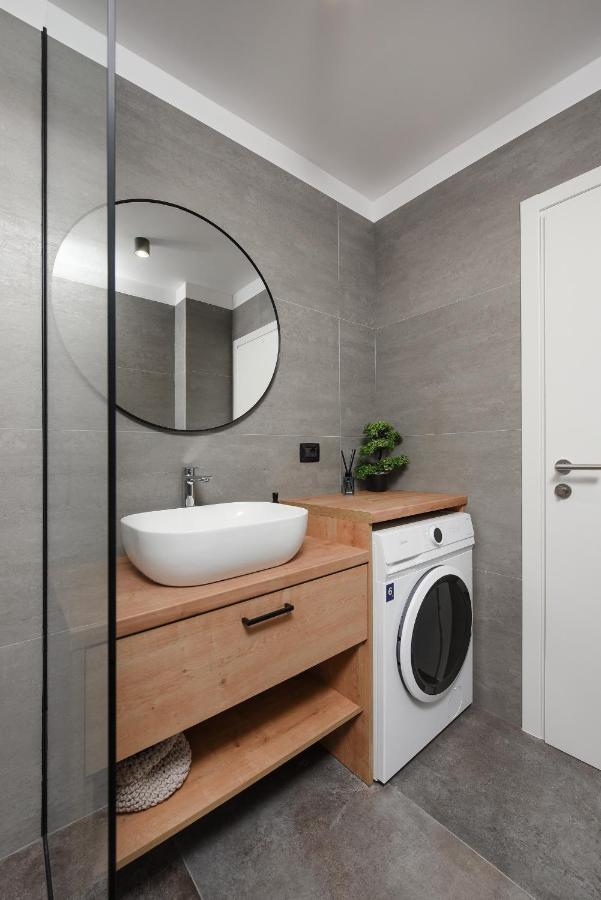 Aura Exclusive Apartment & Room 扎达尔 外观 照片