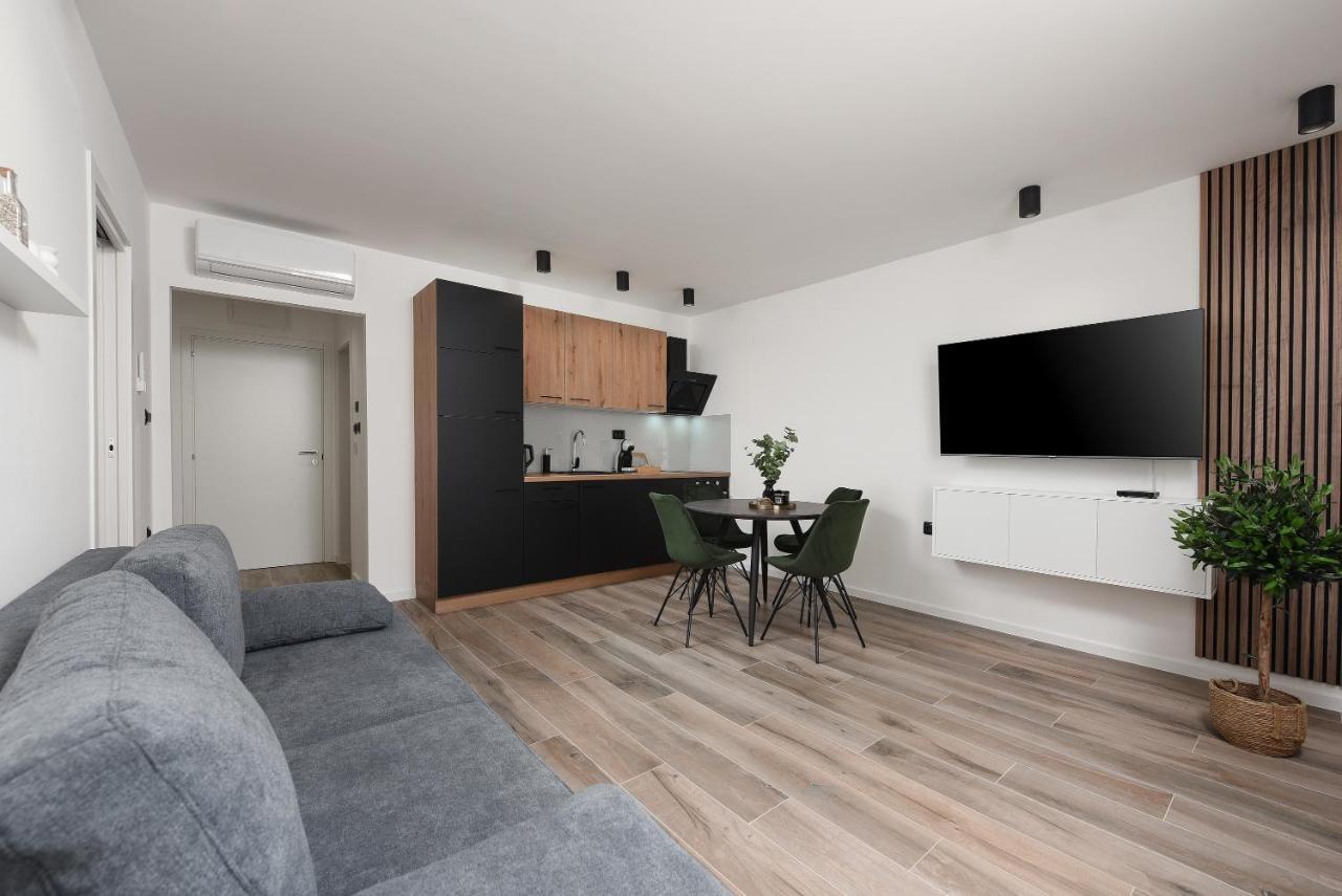 Aura Exclusive Apartment & Room 扎达尔 外观 照片
