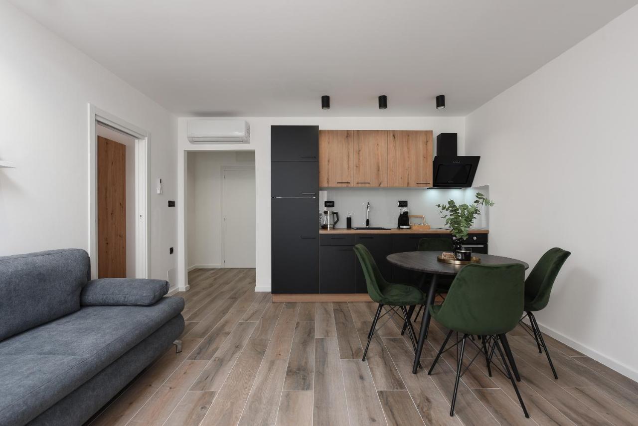 Aura Exclusive Apartment & Room 扎达尔 外观 照片