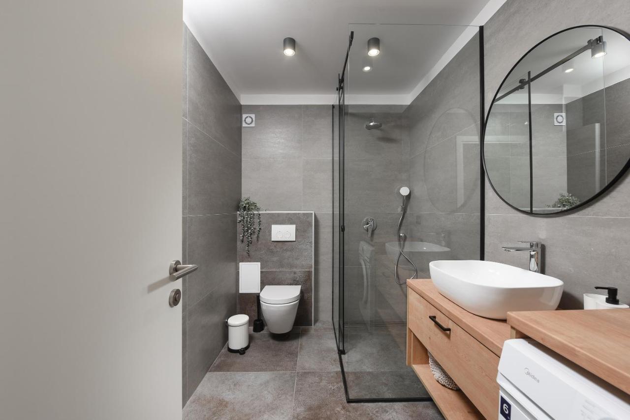 Aura Exclusive Apartment & Room 扎达尔 外观 照片